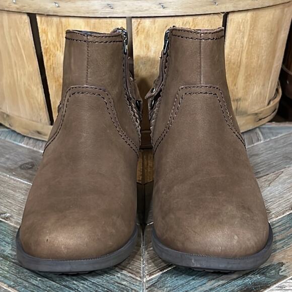 Teva Foxy Brown Nubuck Leather Zip-Up Block Heel Ankle Boots Womens Size 6.5 - Picture 4 of 12
